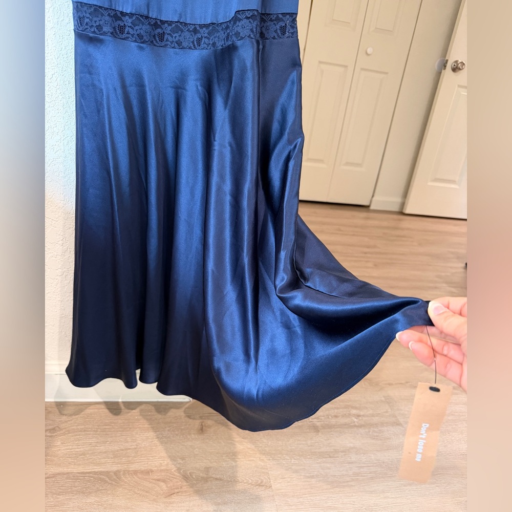 Reformation Riah Silk Dress - Navy (Size 0) (NWT) - MSRP $428 - Picture 8 of 8